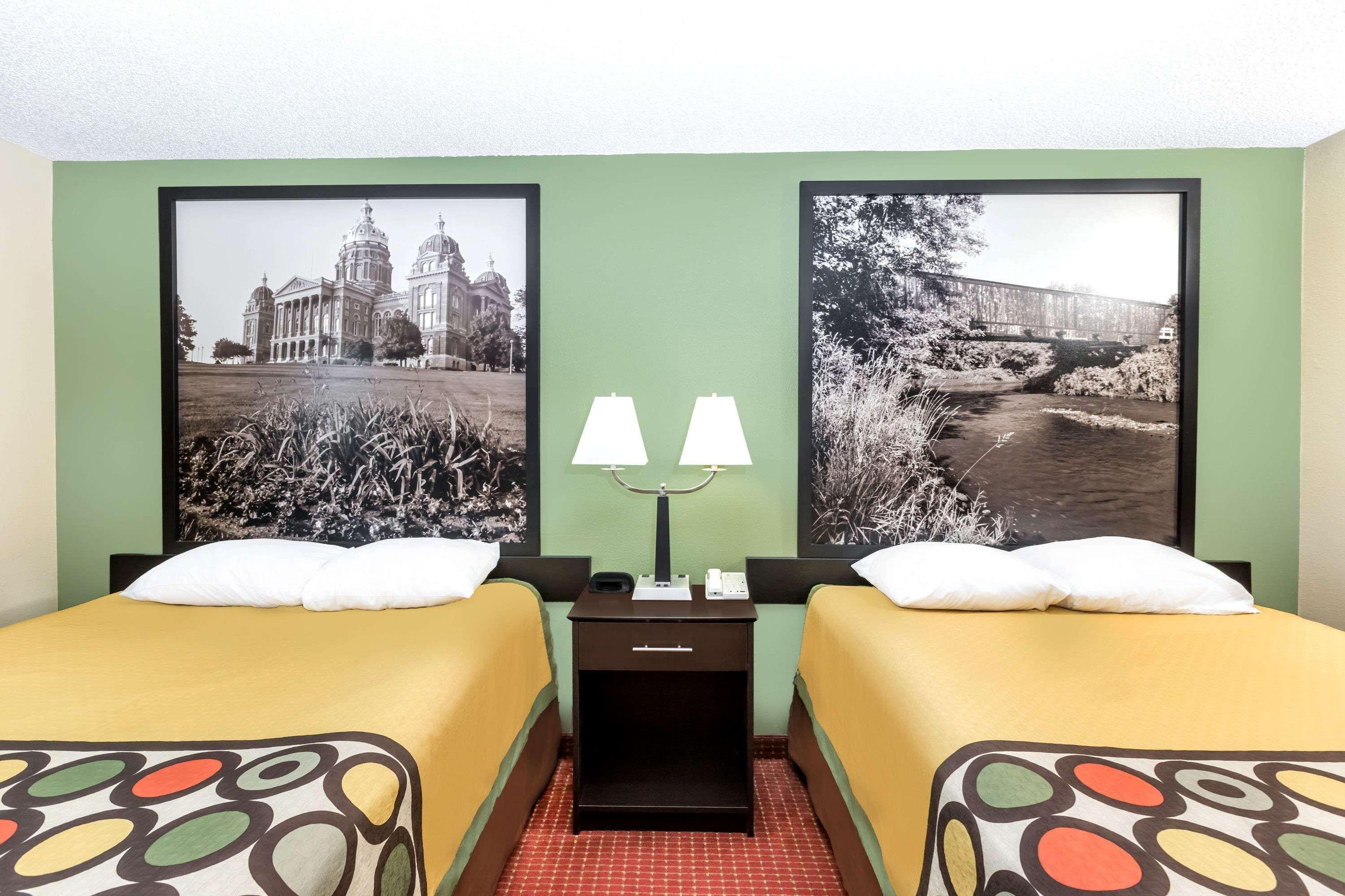 Super 8 By Wyndham Grinnell Ia Kültér fotó